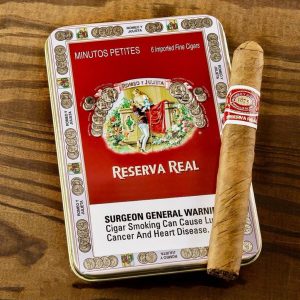 Romeo y Julieta Reserva Real Toro – Hộp Gỗ 20 Điếu